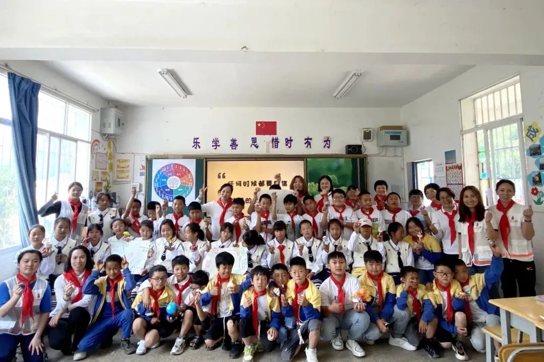 用心前行，筑夢遠(yuǎn)航 | 雪萊特希望小學(xué)云南助學(xué)活動(dòng)
